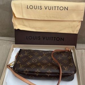 Authentic Louis Vuitton M40712 accessorie